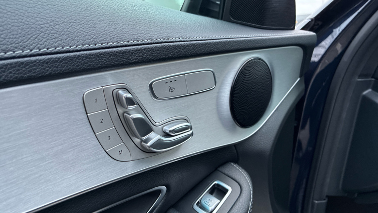 Mercedes-Benz C-Class C220d AMG Line Premium 4dr Auto Diesel Saloon